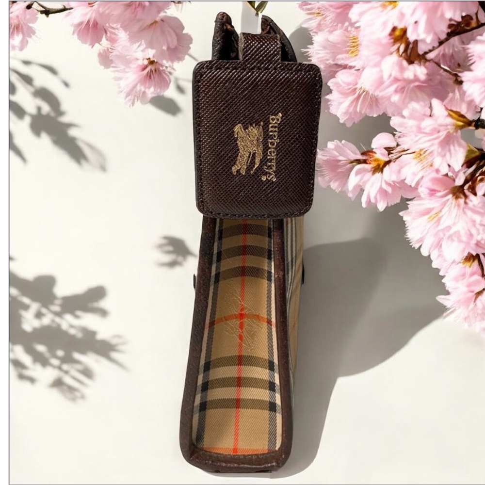 Burberrys Vintage Haymarket Check Clutch w/matching hang tag. Pre 1999. - Picture 4 of 11